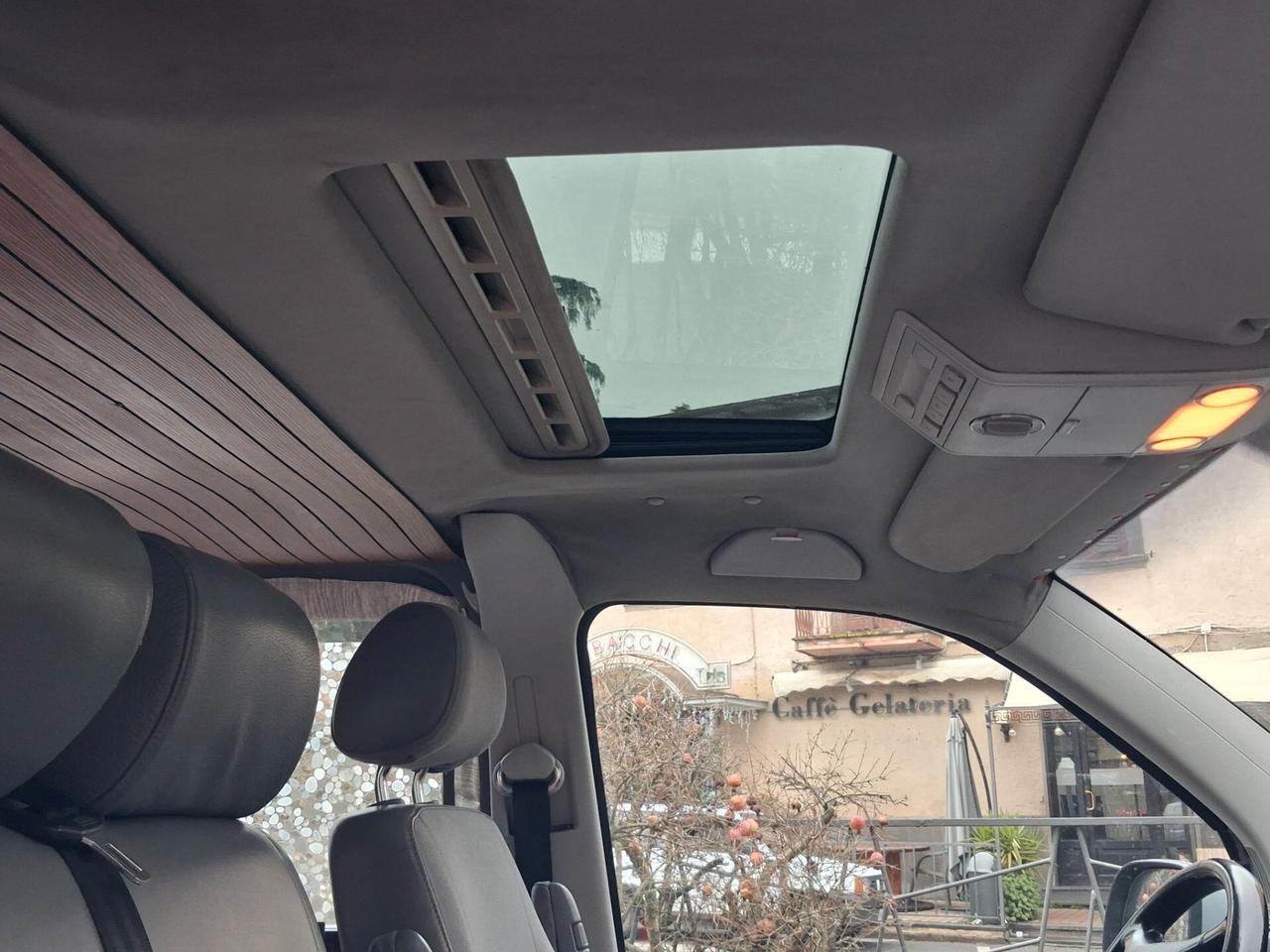 Volkswagen Multivan 2.5 TDI/130CV Trendline