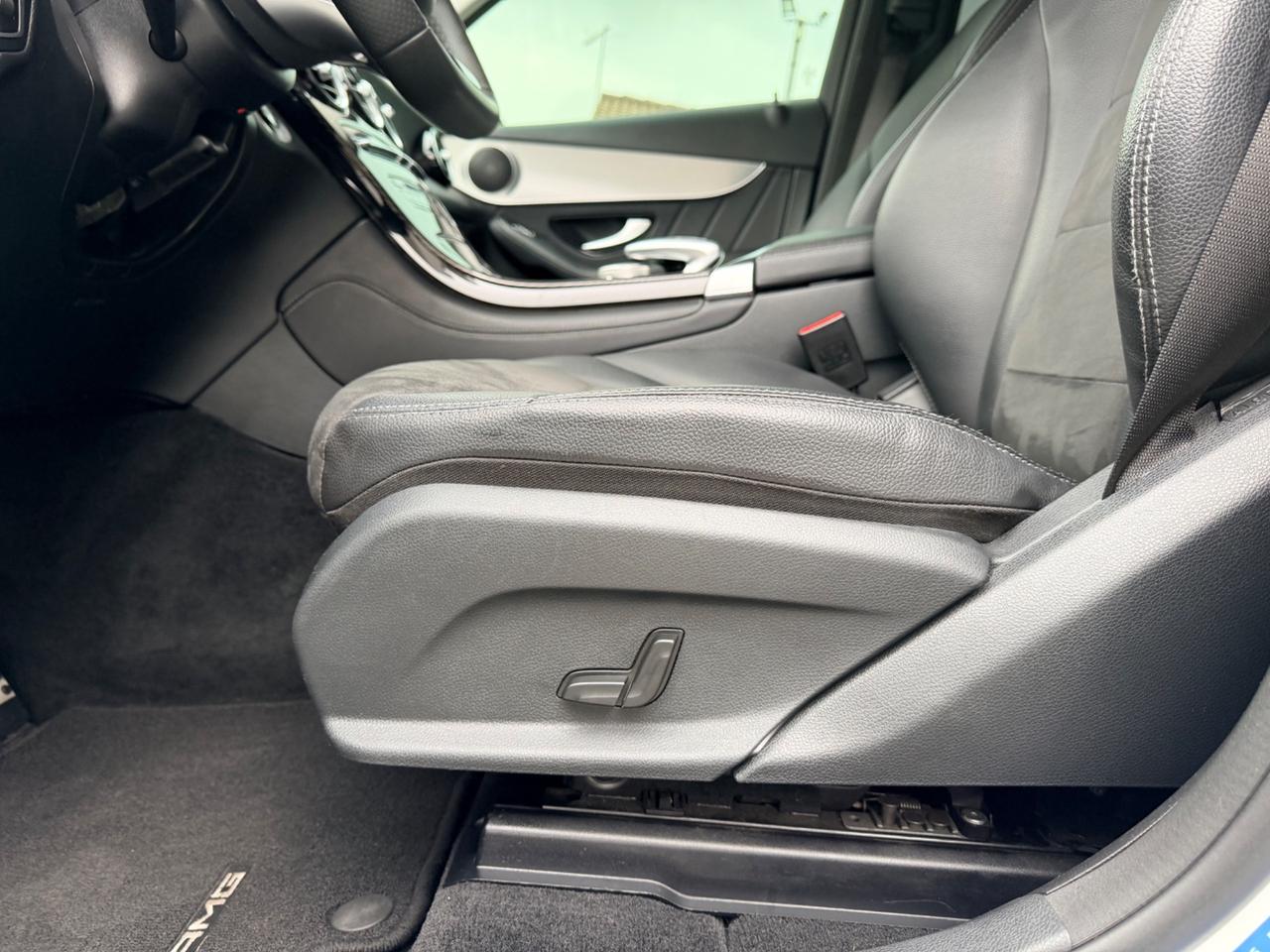 Mercedes-benz GLC 250 d 4Matic Coupé Premium Amg in garanzia