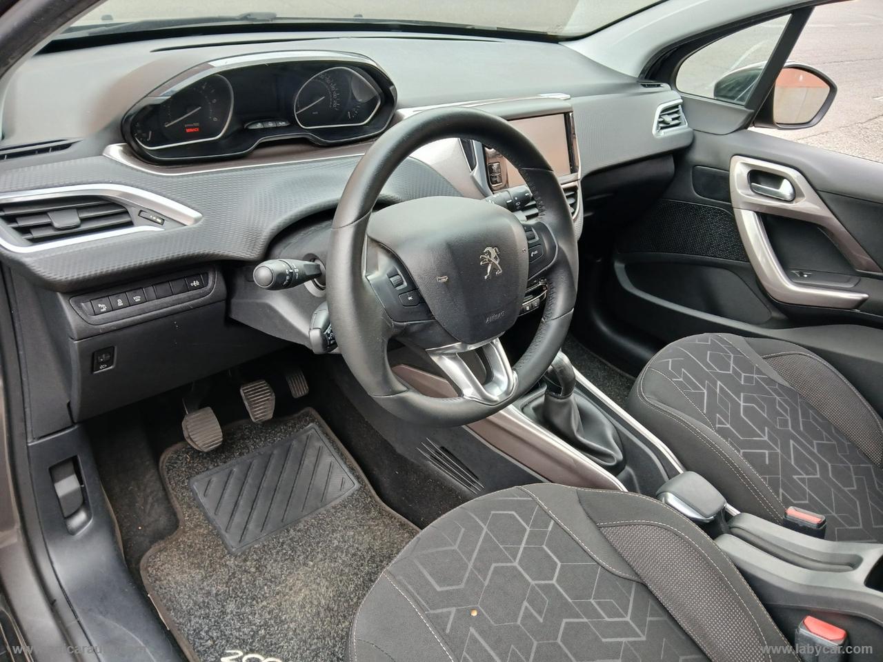 PEUGEOT 2008 1.6 e-HDi 92 CV S&S