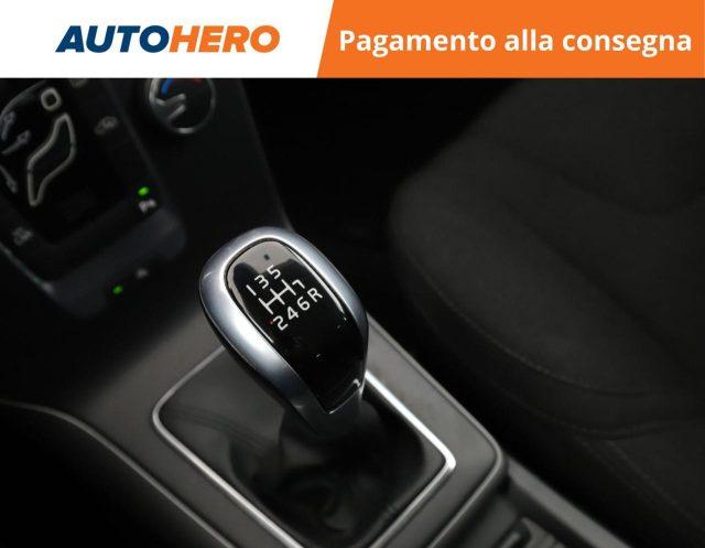VOLVO V40 T2 Kinetic