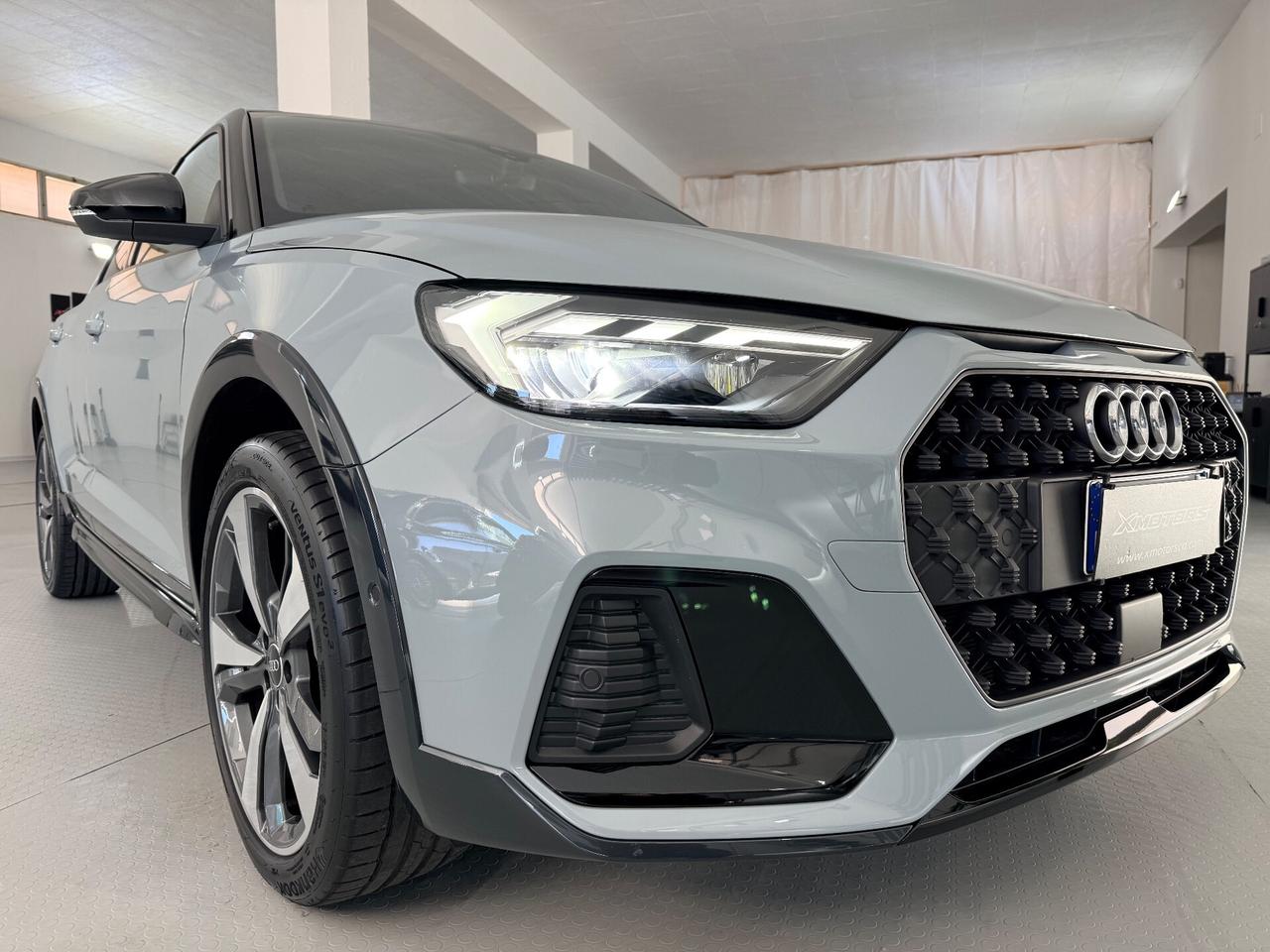 Audi A1 allstreet 30 TFSI S tronic Identity Contrast 110cv