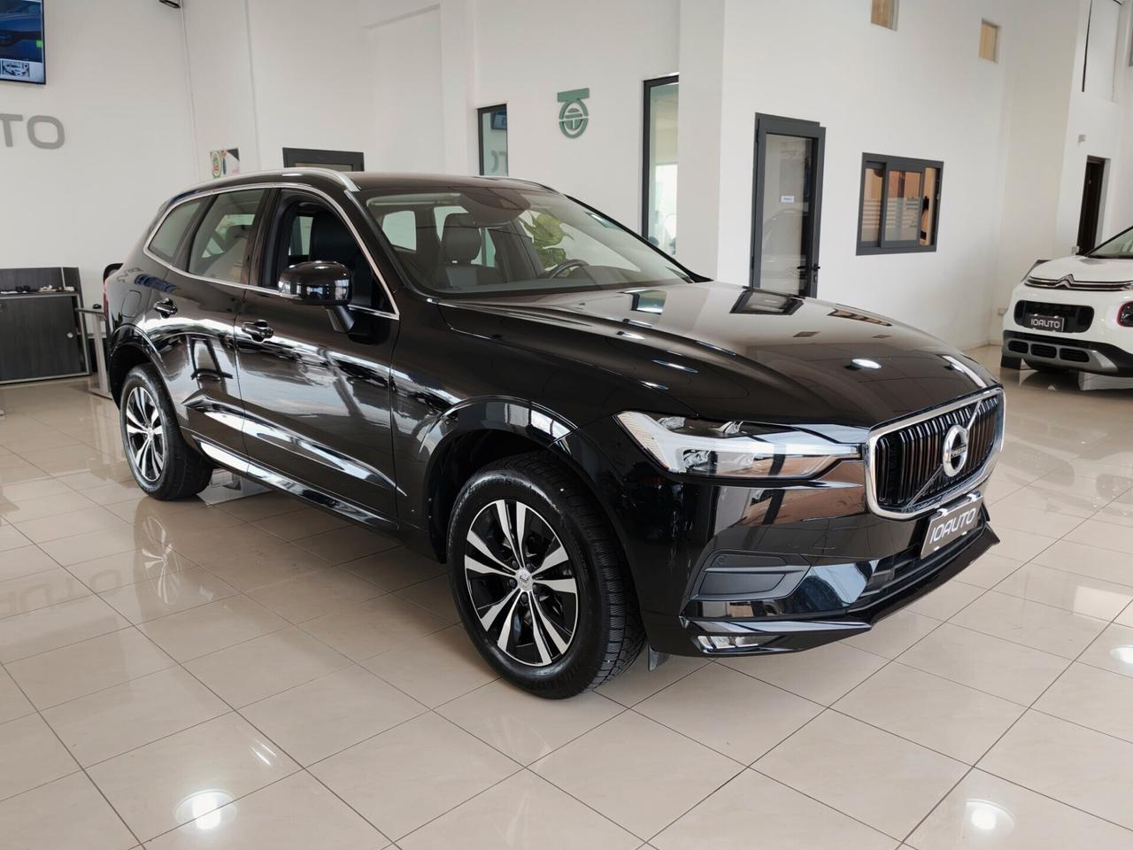 Volvo XC60 B5 (Diesel) 197cv Momentum Pro AWD Auto 2021