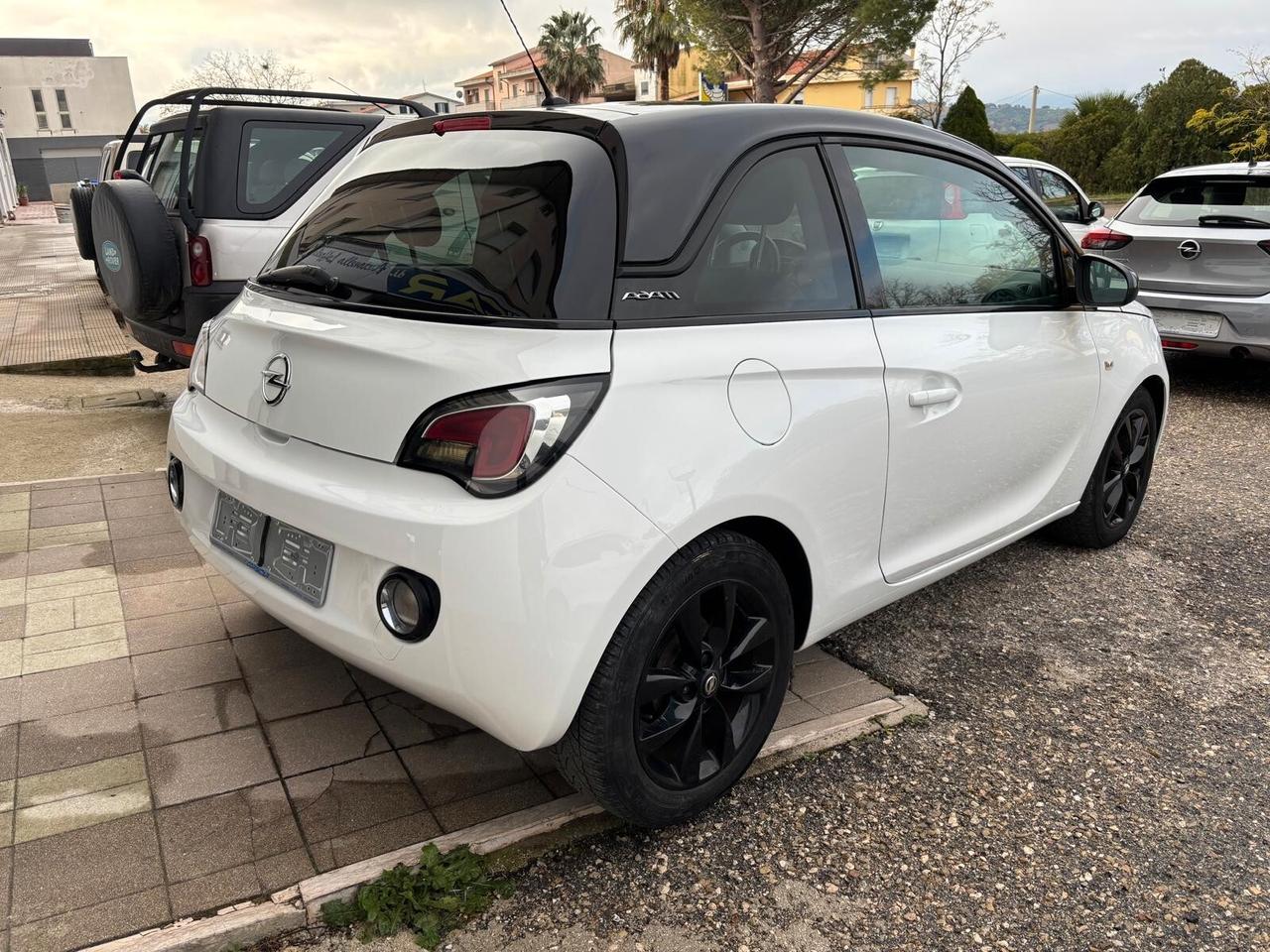 Opel Adam 1.2 70 CV Jam