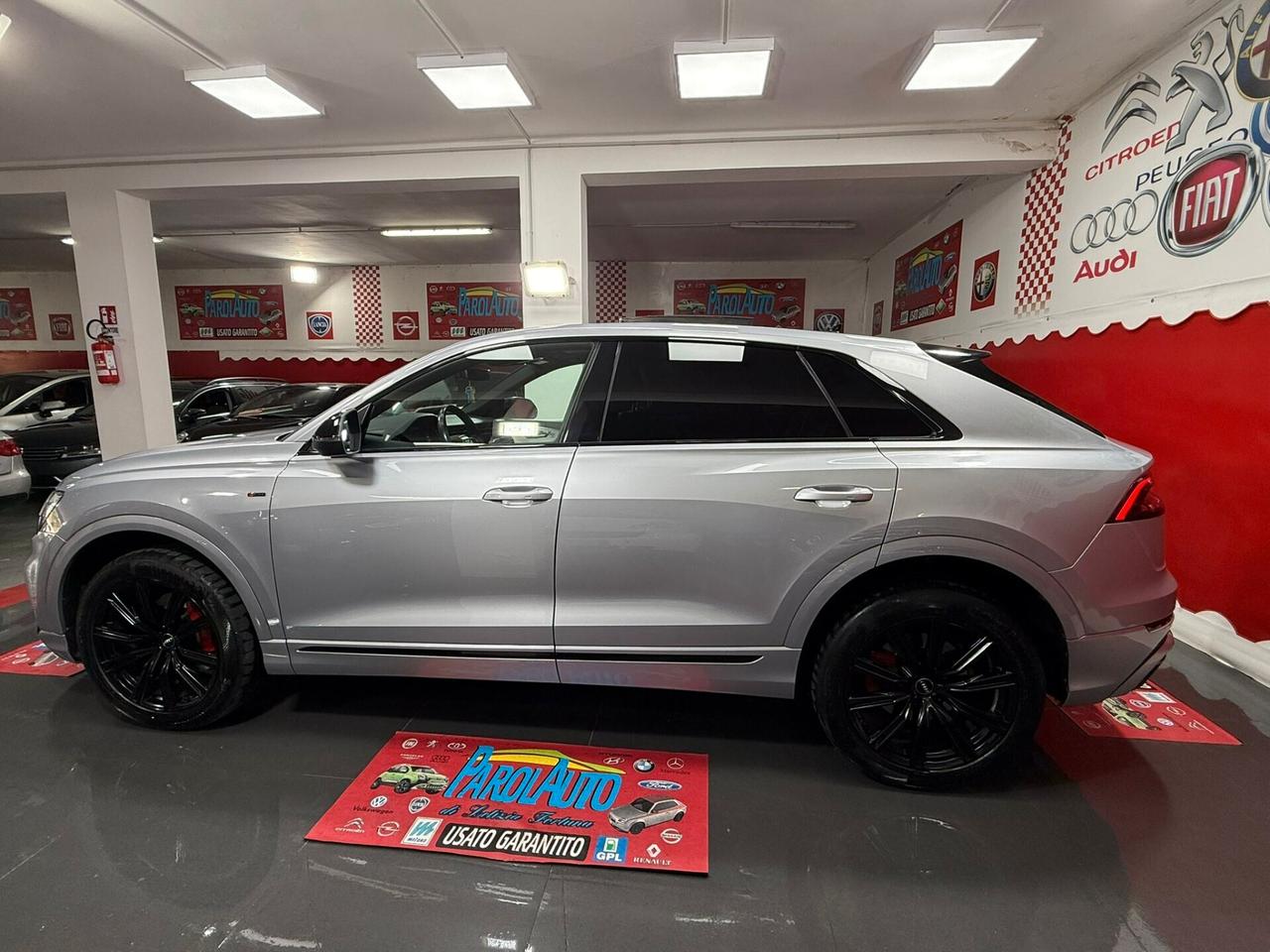 Audi Q8 50 3.0 TDI 286cv quattro S-LINE - 2019