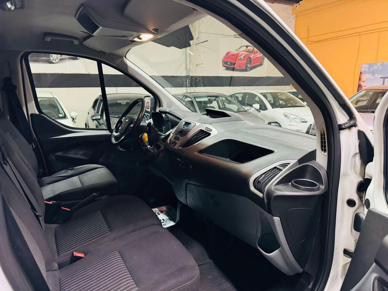 Ford Transit Custom 270 2.0 TDCi 130 PC Furgone Titanium