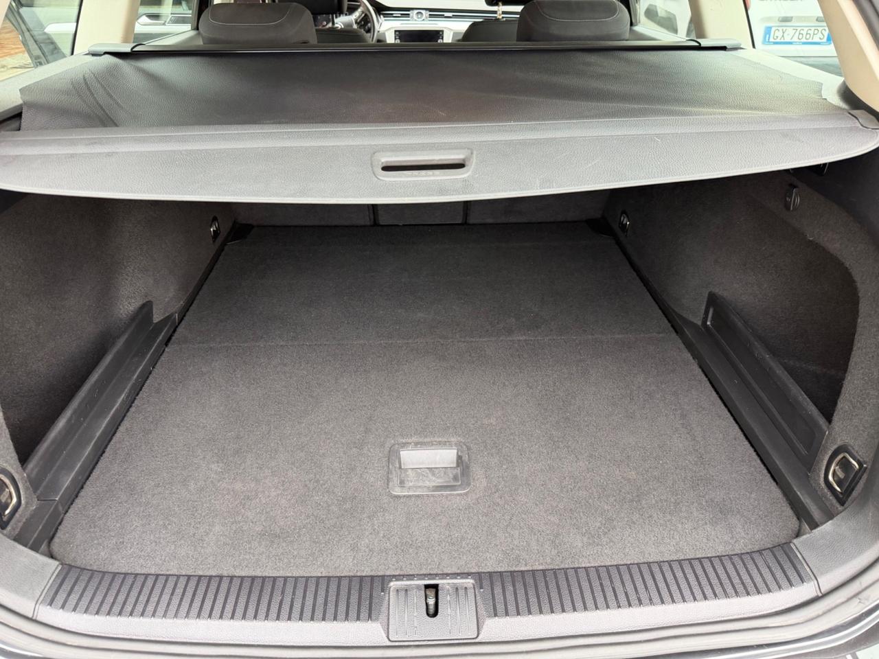 Volkswagen Passat Variant 2.0 TDI DSG Business BlueMotion Tech