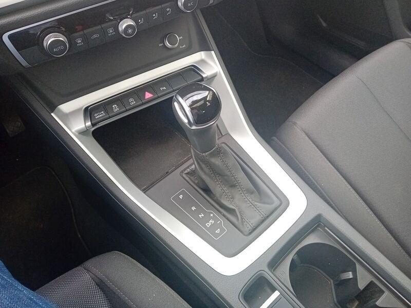 Audi Q3 Q3 35 TDI S tronic Business Advanced