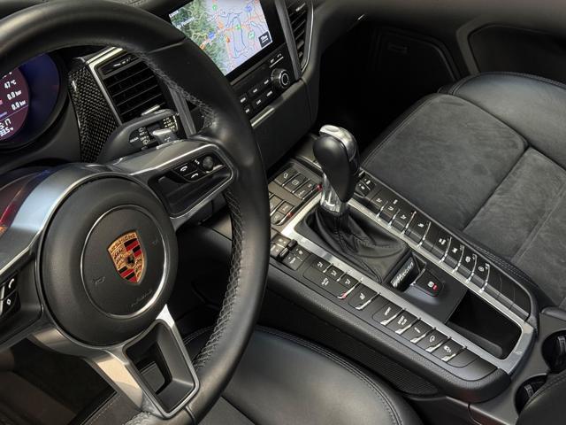 PORSCHE Macan 3.0 GTS