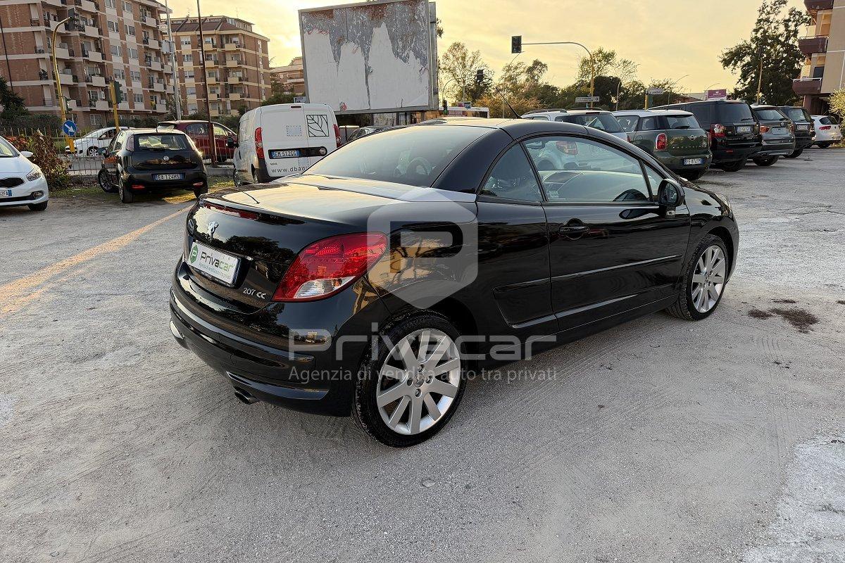 PEUGEOT 207 1.6 HDi 110CV CC Féline