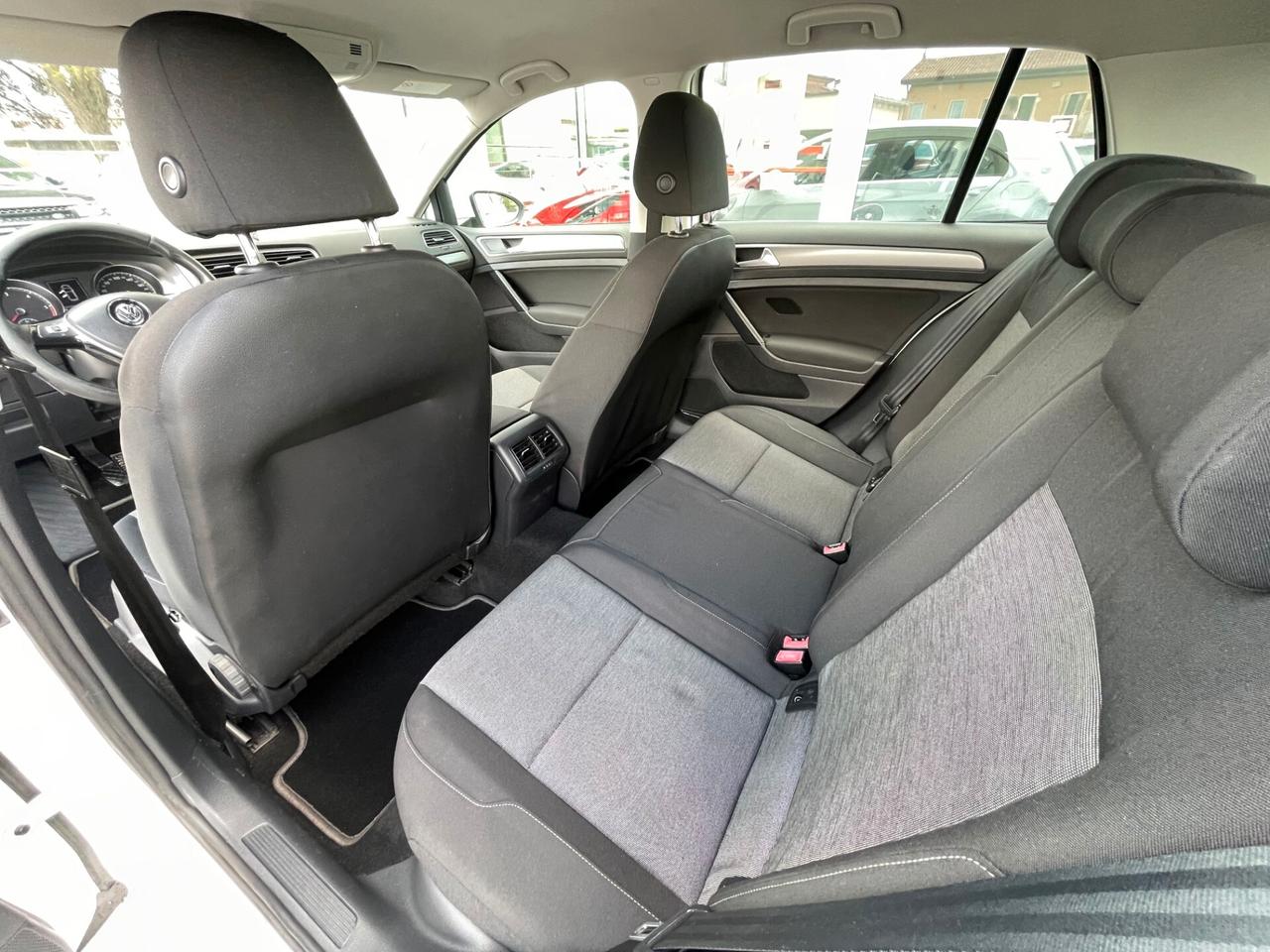 Volkswagen Golf 1.6 TDI 5p. Trendline BlueMotion Technology