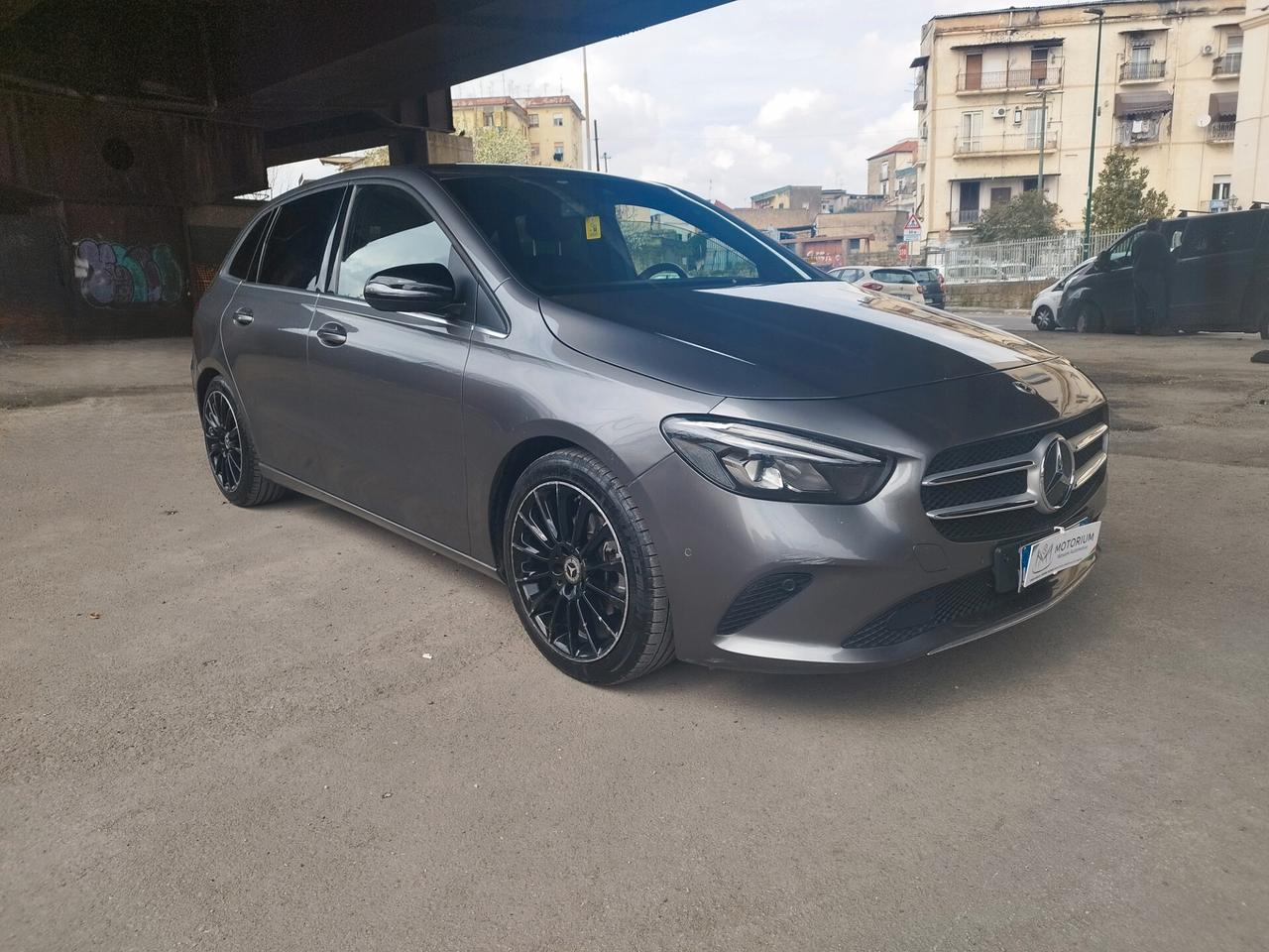 Mercedes-benz B 180 Classe 180D AUTOMATIC BUSINESS EXTRA