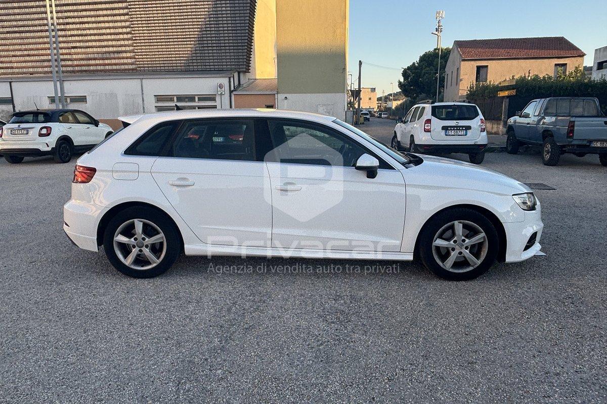 AUDI A3 SPB 30 g-tron S tronic Admired
