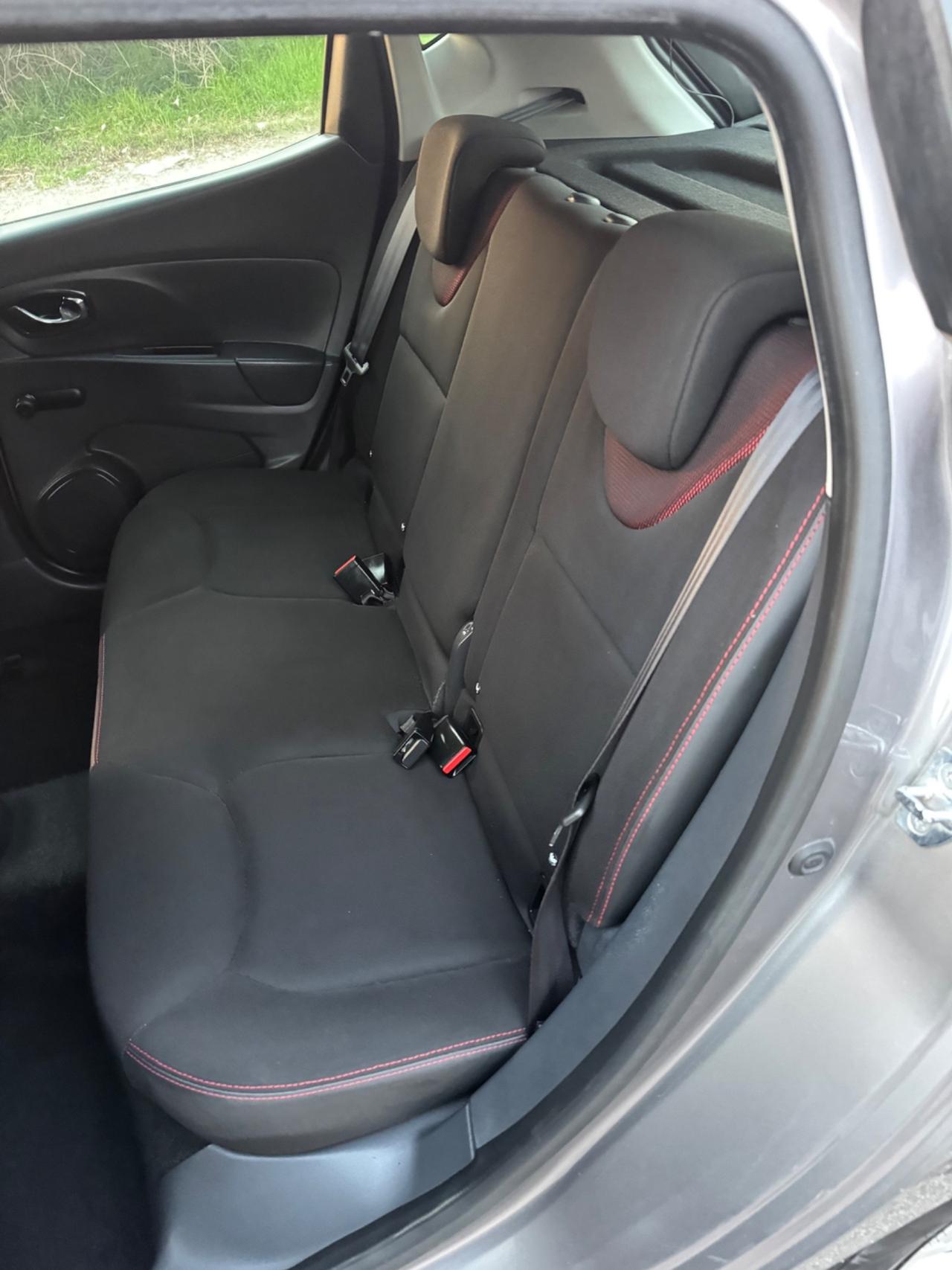 Renault Clio manutenzione completa idonea ai neopatentati