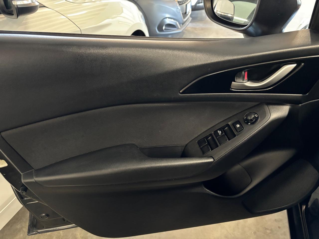 Mazda 3 2.2 Skyactiv-D Exceed