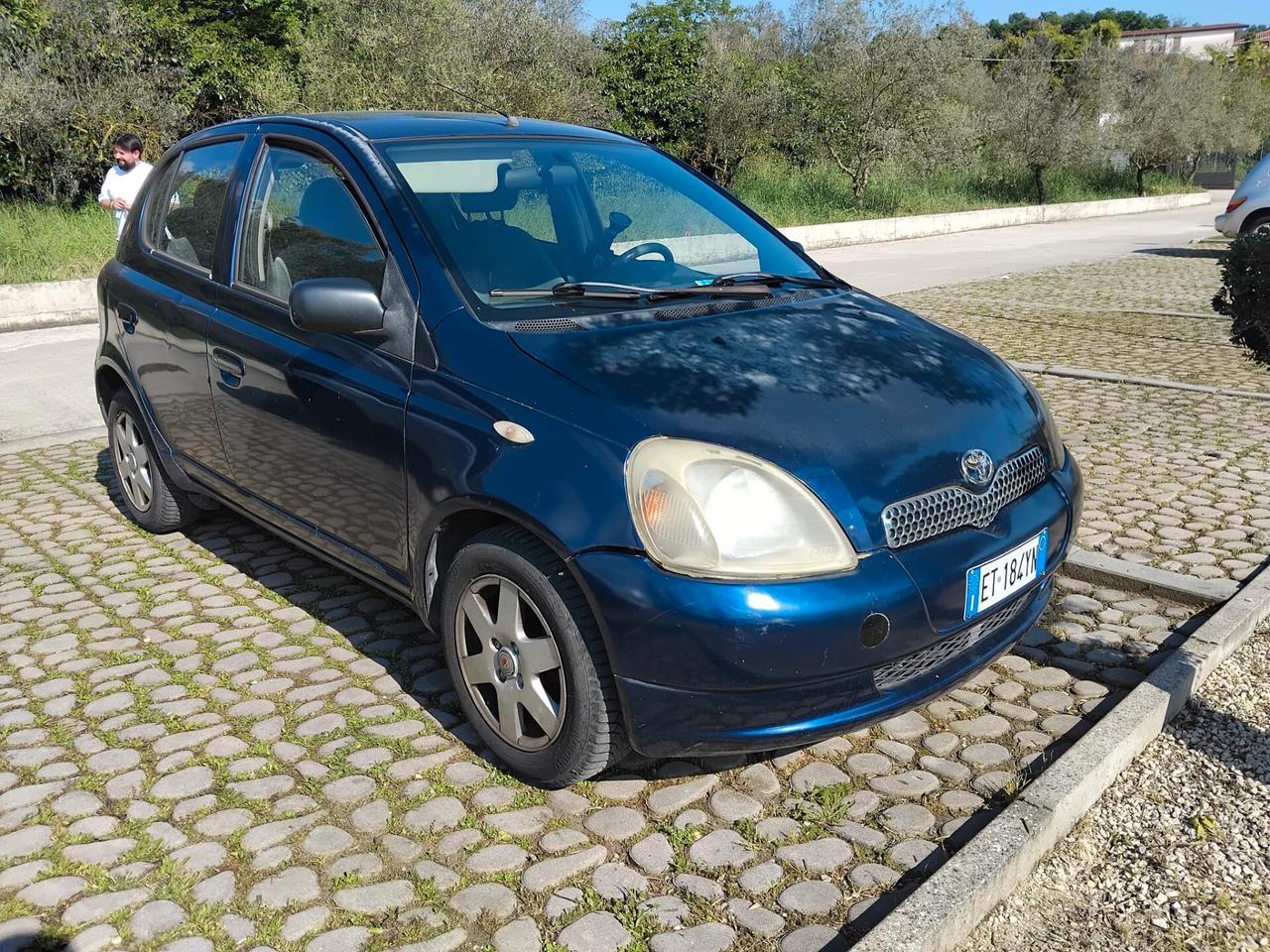 Toyota Yaris 1.0i 16V cat 3 porte