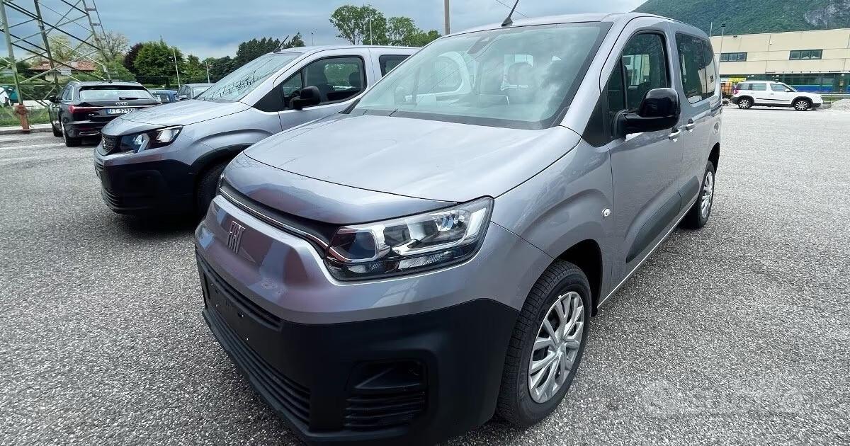 Fiat Doblo Doblò - auto per disabili con pianale ribassato