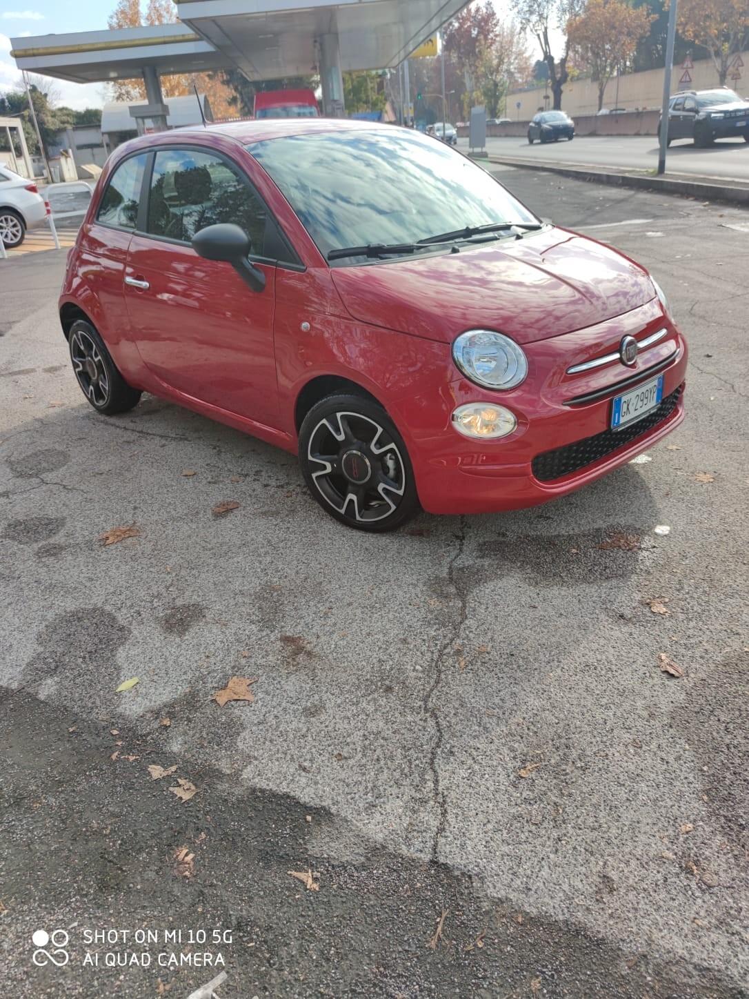 Fiat 500 1.0 Hybrid Red