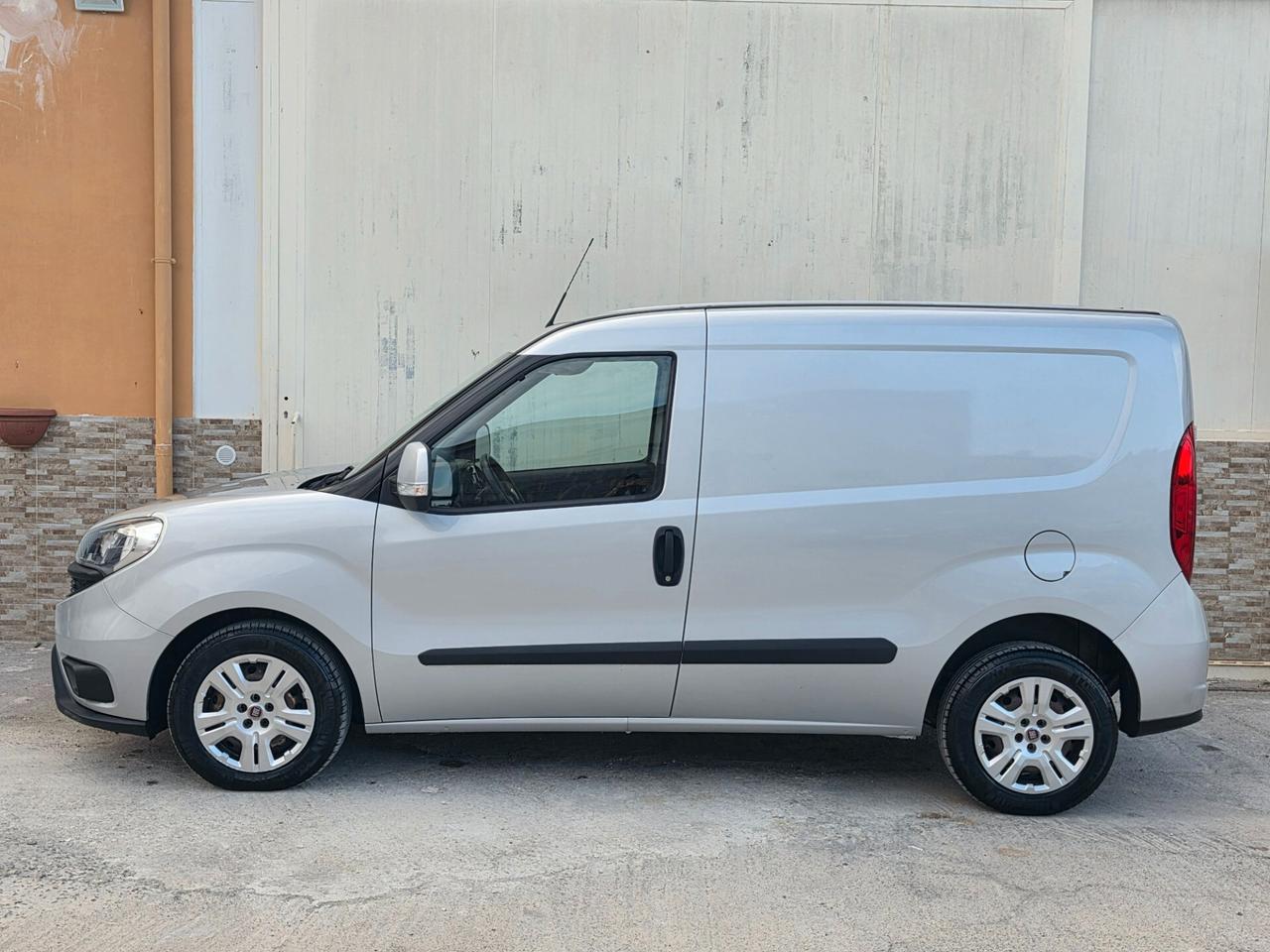 Fiat Doblò 1.6 MTJ 105CV 3POSTI