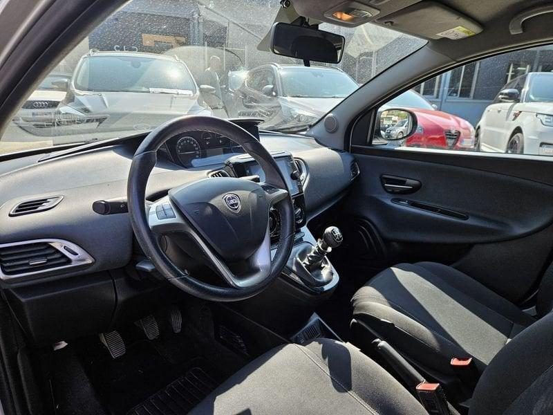 Lancia Ypsilon 1.0 FireFly 70cv S&S Hybrid