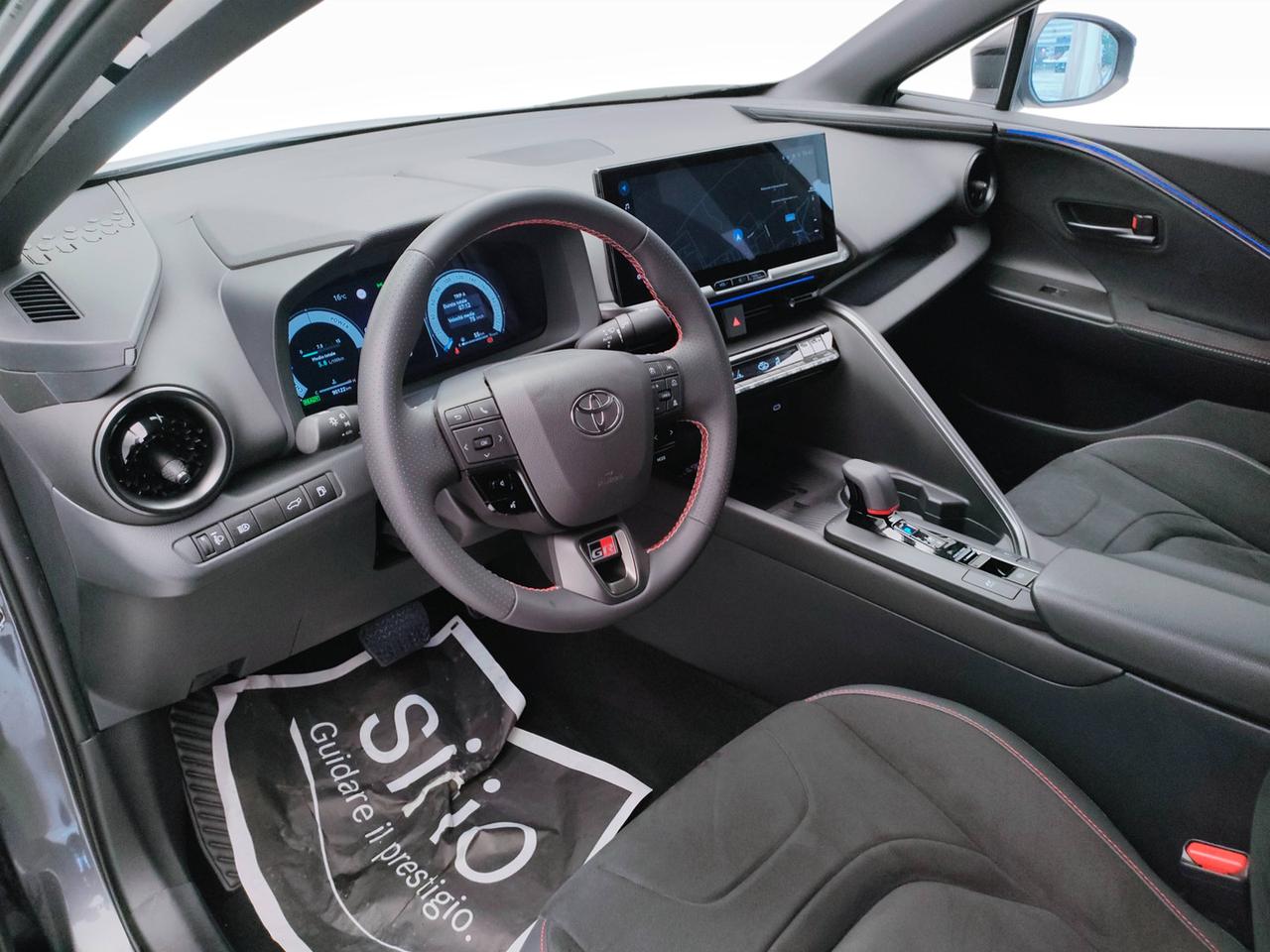 TOYOTA C-HR II 2023 - C-HR 2.0 hev GR Sport awd e-cvt