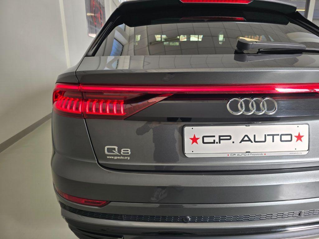 Audi Q8 50 TDI 286 CV quattro tiptronic Sport + Tetto