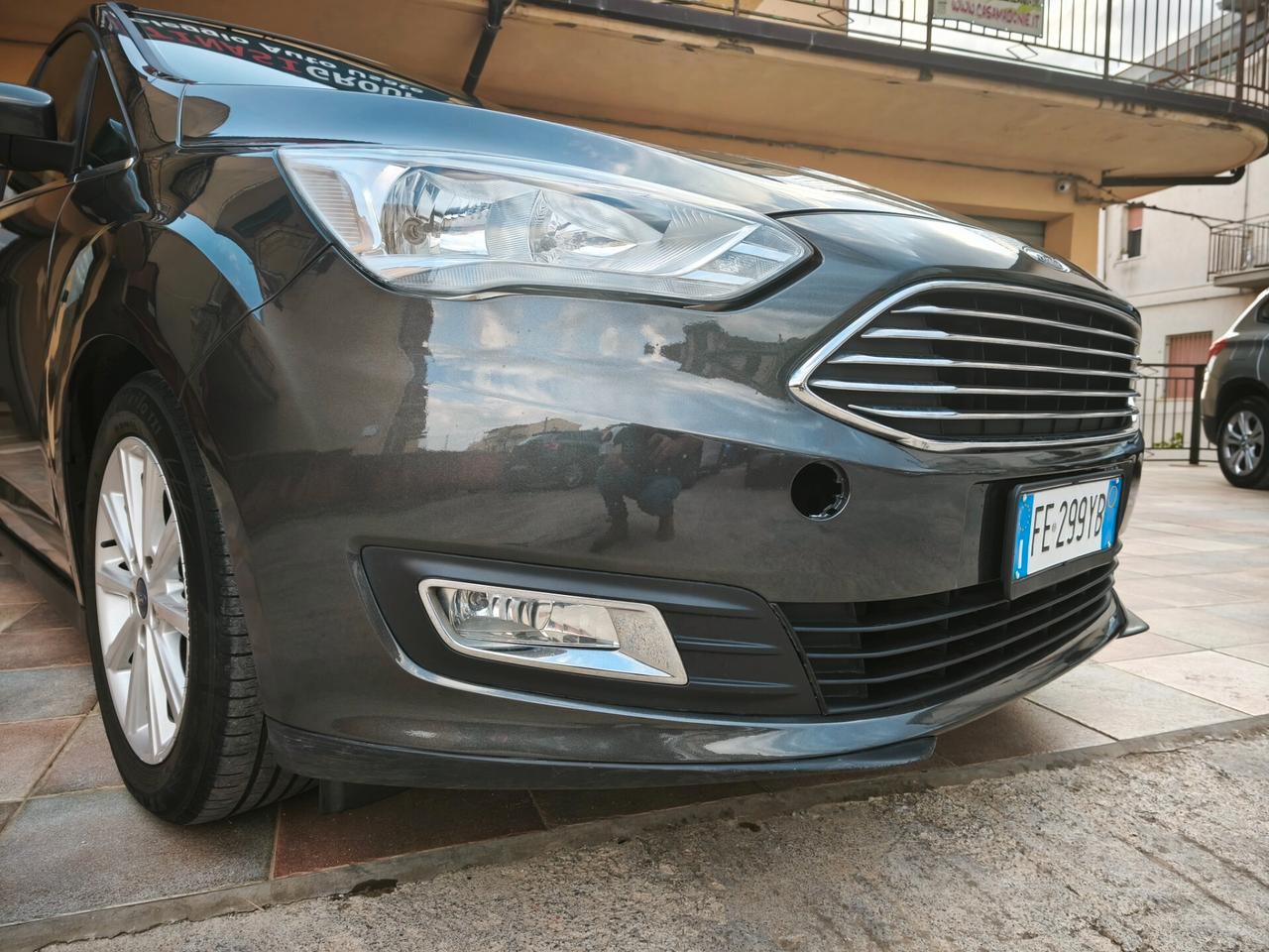 Ford C-Max 1.5 tdci 95 CV Titanium