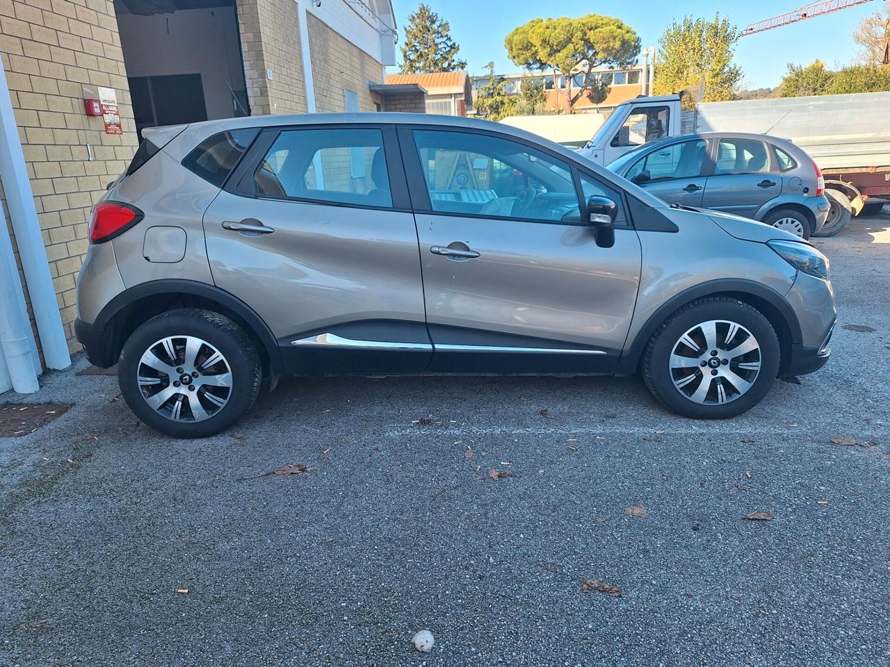 Renault Captur dCi 8V 90 CV Start&Stop Energy Intens LEGGERMENTE INCIDENTATA