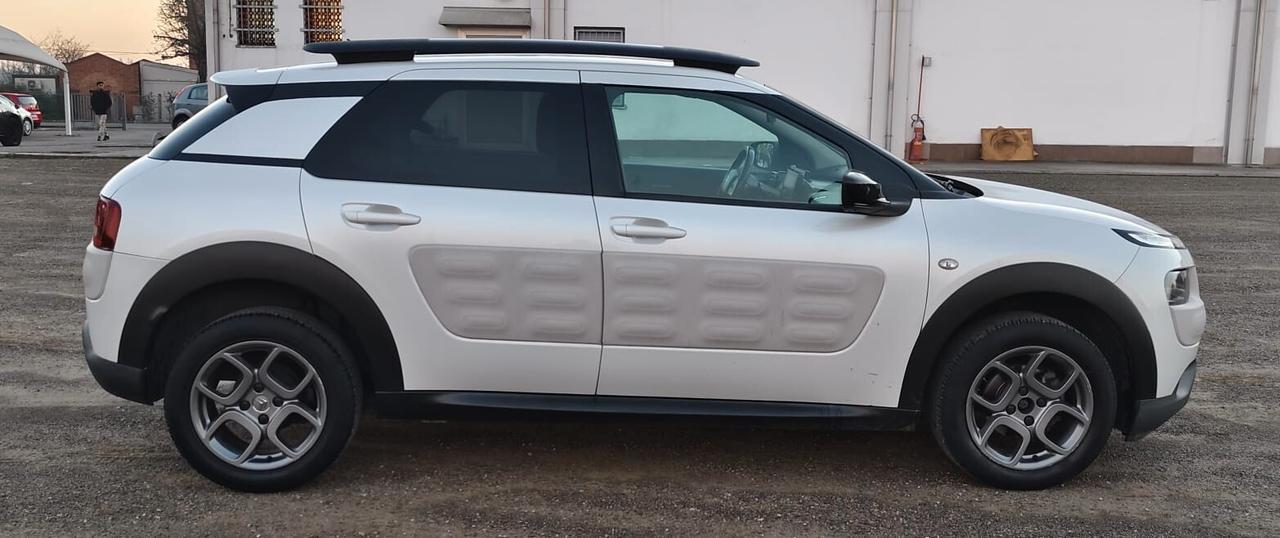 Citroen C4 Cactus PureTech 82 Shine