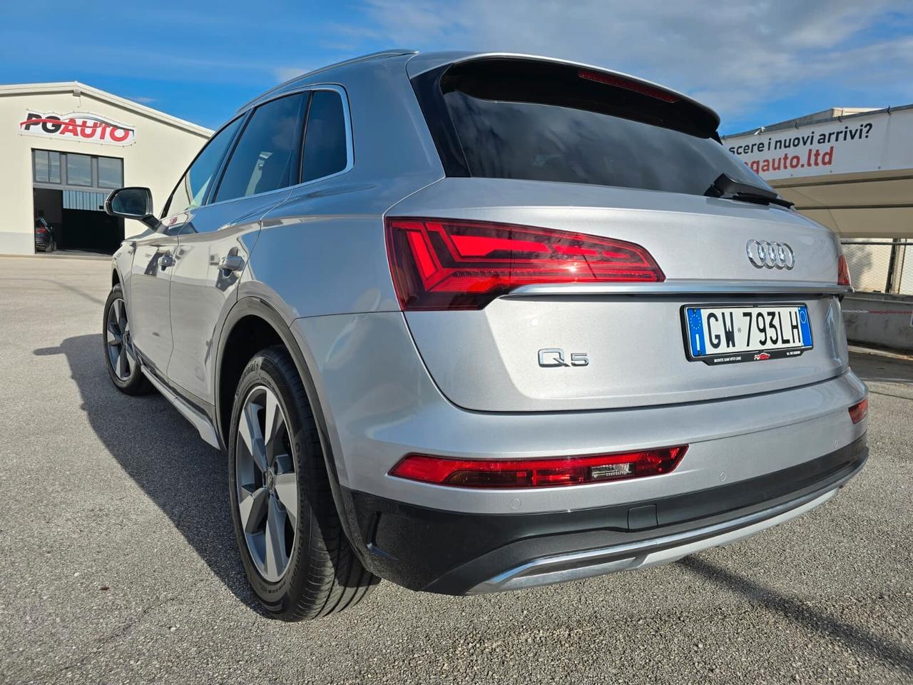 Audi Q5 35 2.0 tdi mhev 12V Business Advanced s-tronic