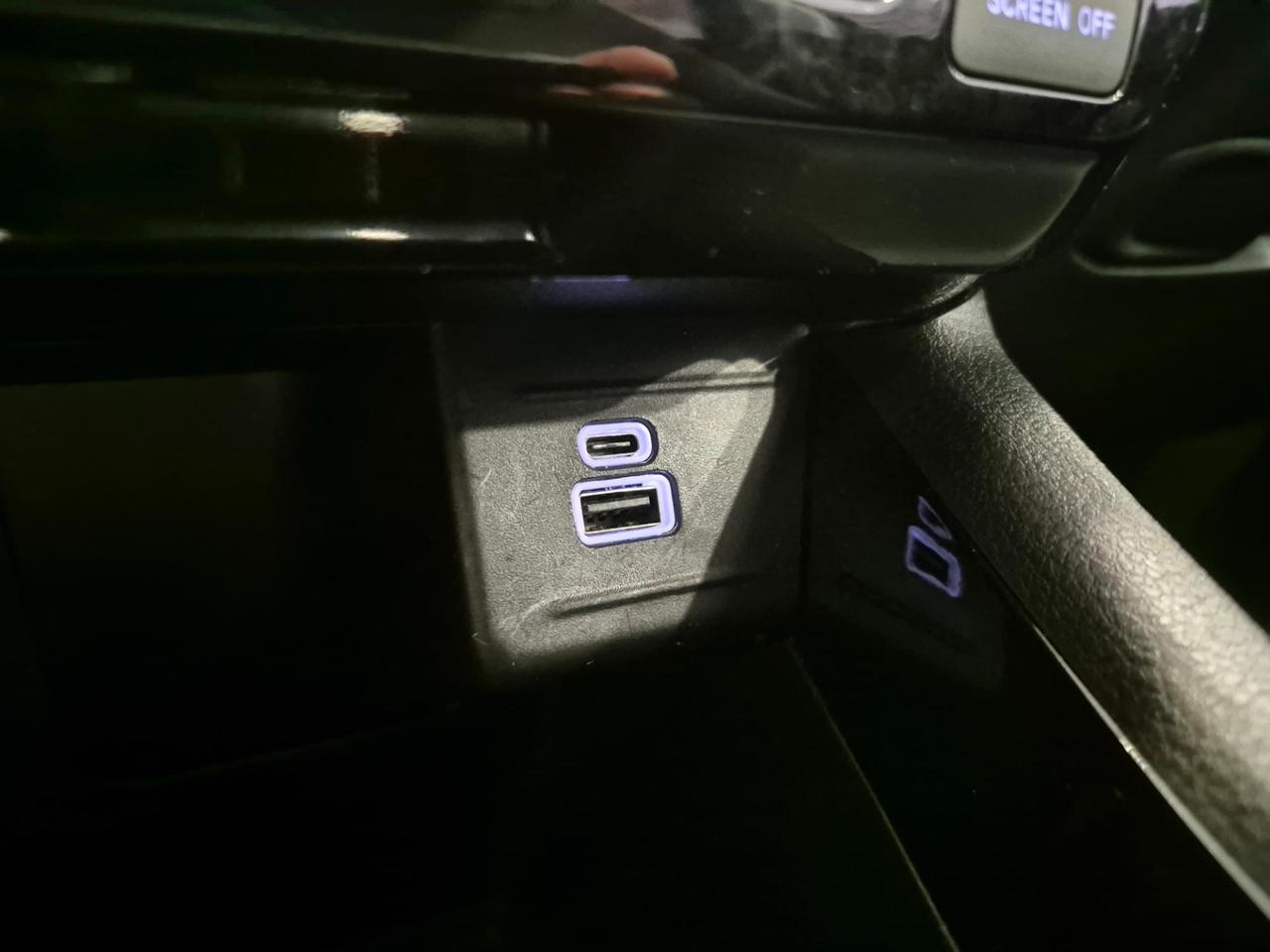 Jeep Compass 1.5 turbo t4 mhev Altitude 130cv dct N1