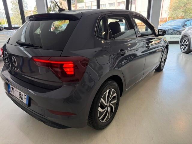 Volkswagen Polo 1.0 TSI Life "UNICO PROPRIETARIO"