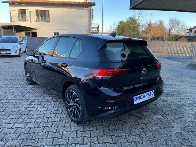 VOLKSWAGEN Golf 1.0 eTSI EVO DSG Life #Cerchi17"