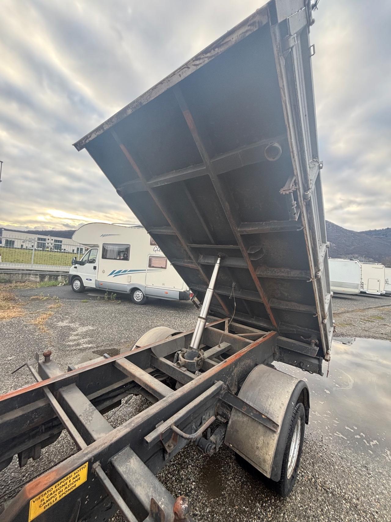 231 cabstar nissan del 2004 in saldo