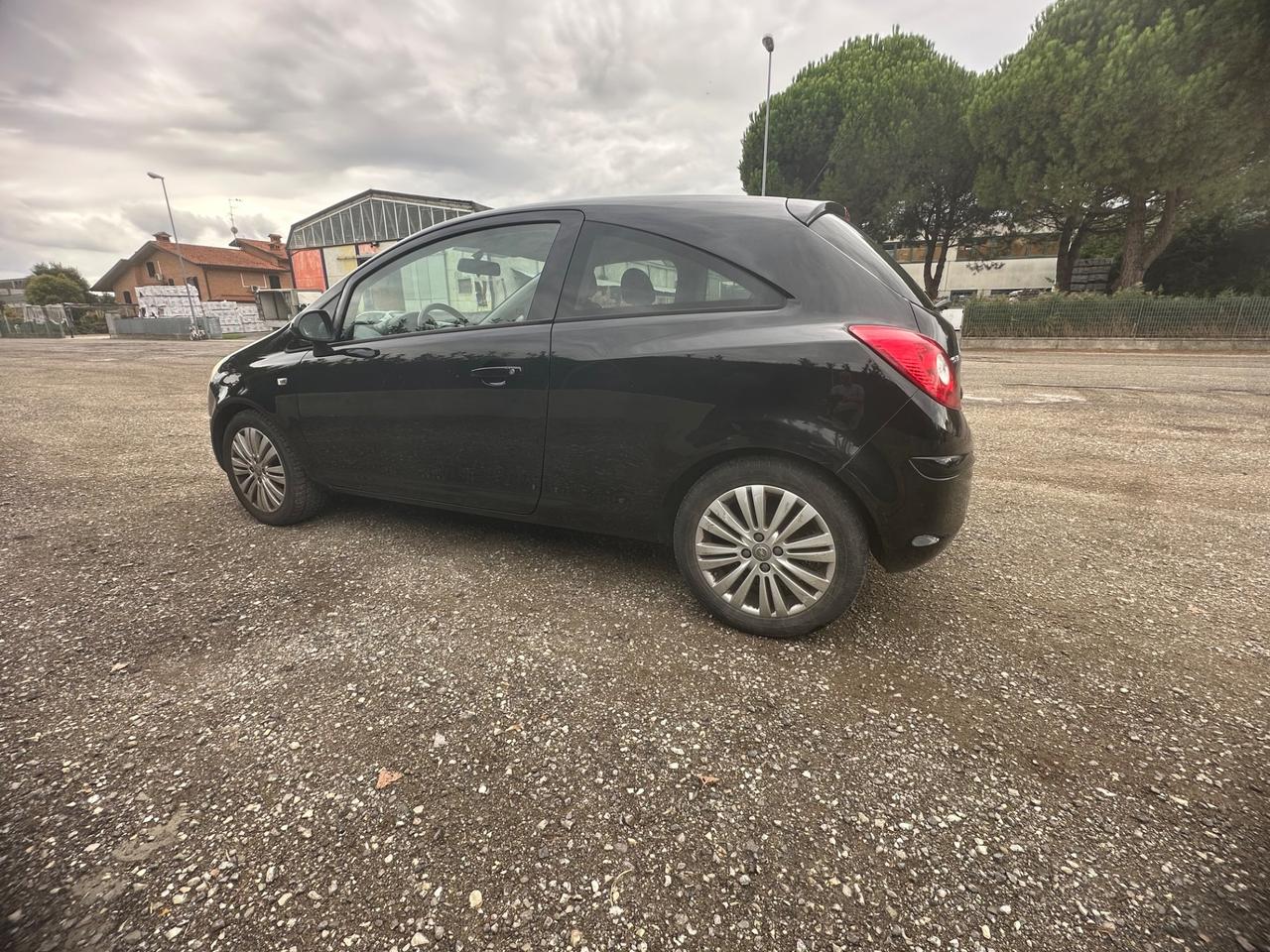 Opel Corsa 1.2 85CV 3 porte GPL-TECH Club