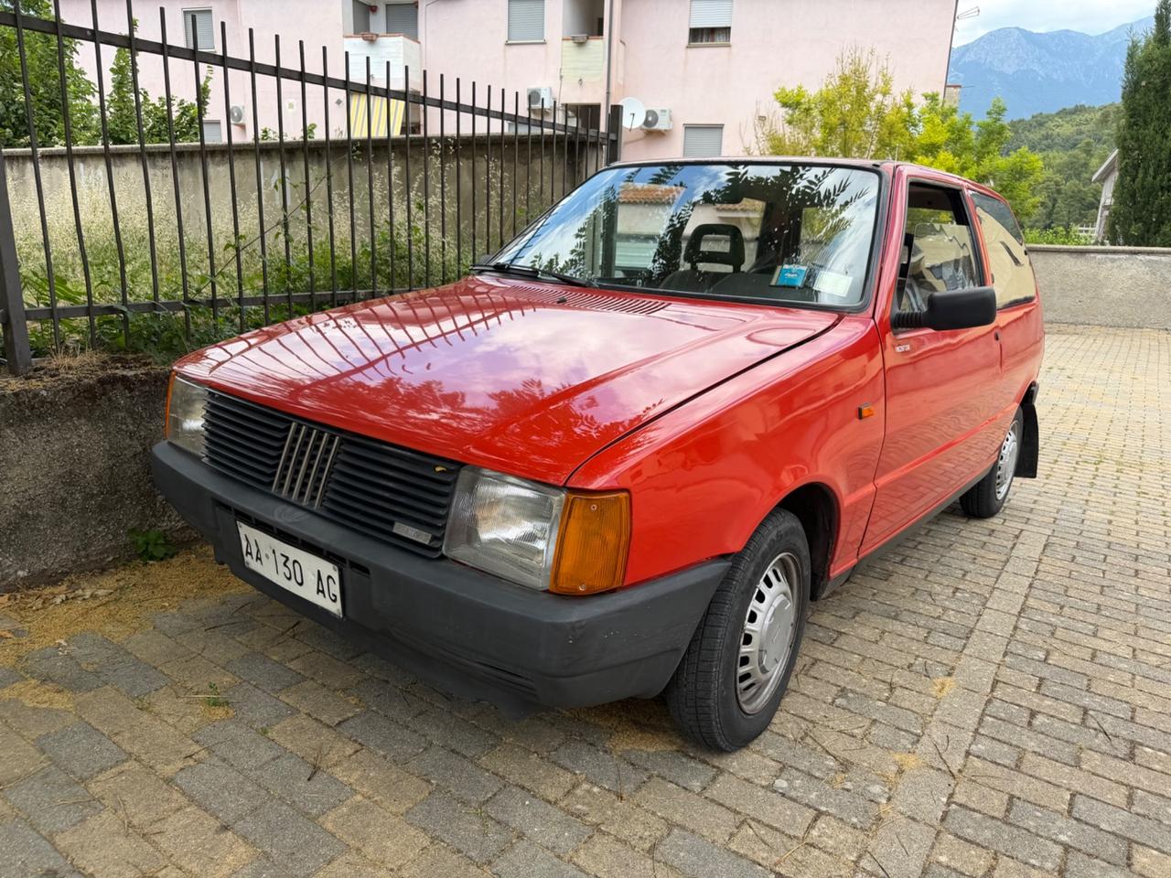 Fiat Uno 45 I.E. 3 porte versione europea