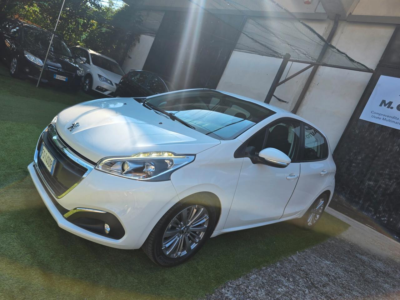 Peugeot 208 1.6HDI 75CV Allure 94000KM-2018