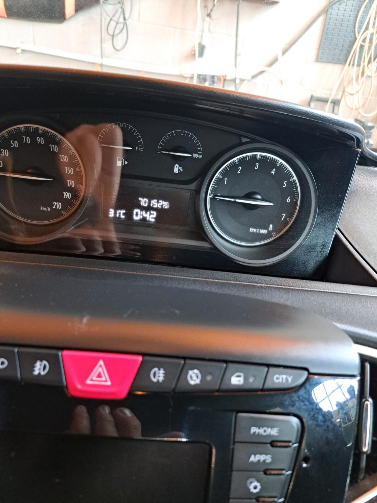 LANCIA YPSILON 1.0 FIRE FLY 5 PORTE S&S HYBRID ECOCHIC GOLD