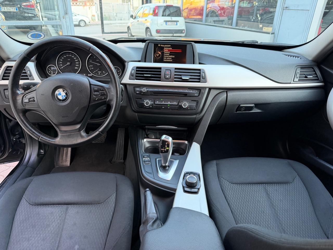 Bmw 318 d 143 CV Modern Cambio Autom 2015