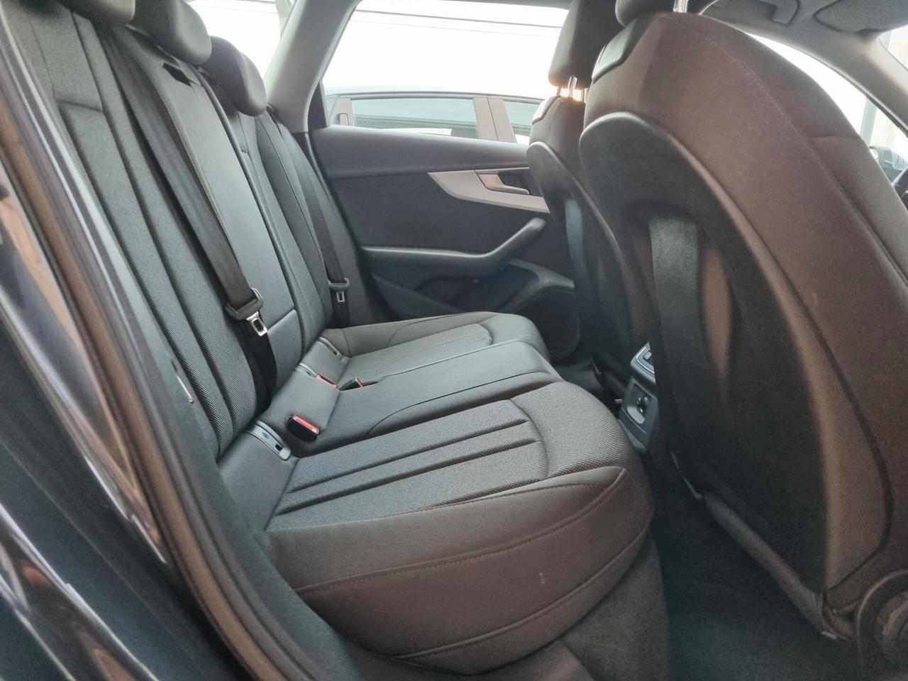 Audi A4 V Avant 40 2.0 tdi mhev 204cv s-tronic