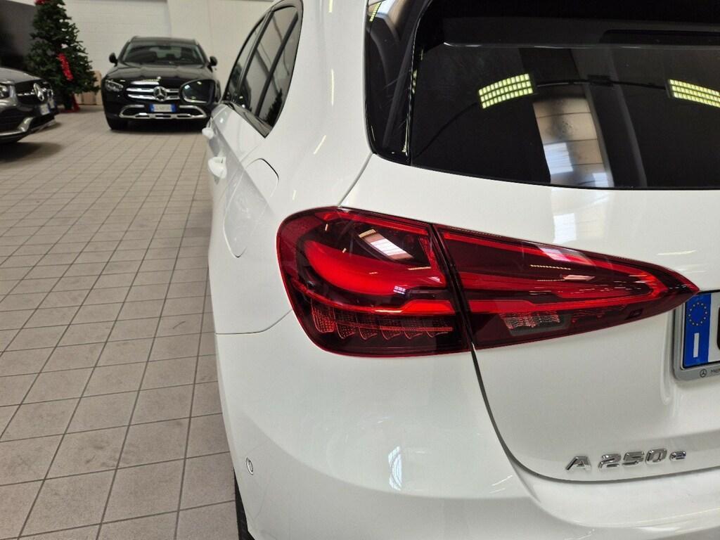 Mercedes Classe A 250 250 e Plug-In-Hybrid Advanced Progressive Speedshift DCT AMG 8G