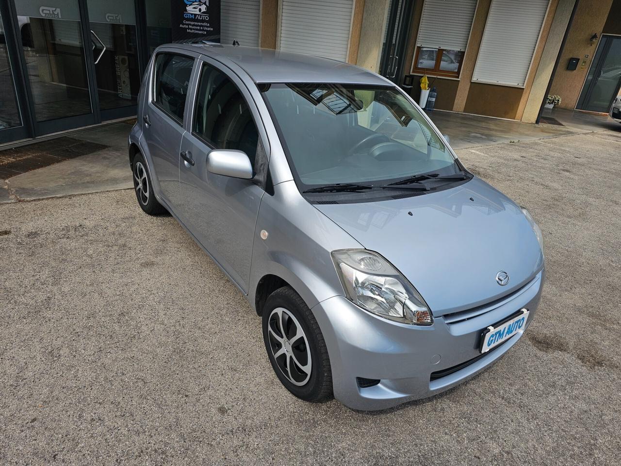 Daihatsu Sirion 1.0 Benzina - Neopatentati