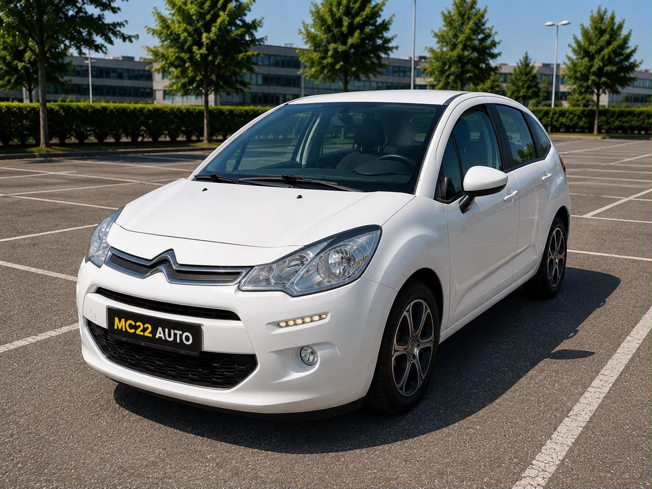 Citroen C3 12 mesi di garanzia Ok neopatentati 5 porte