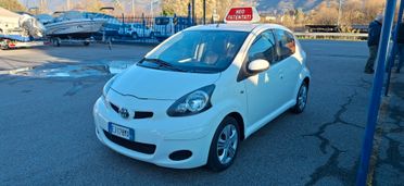 Toyota Aygo 1.0 12V VVT-i 5 porte Sol Connect