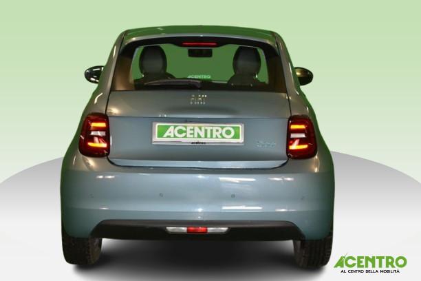 FIAT new 500e Action Berlina