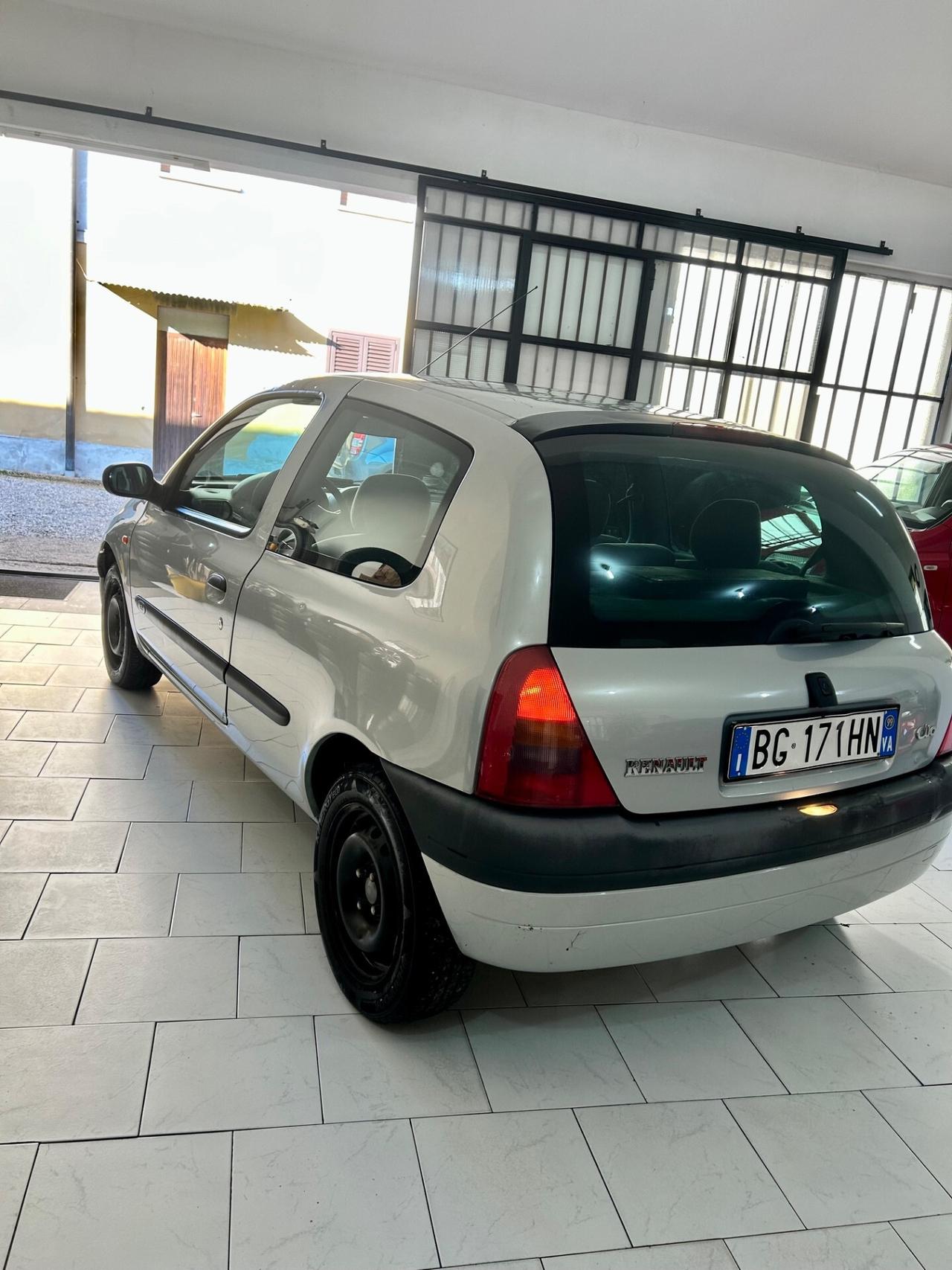 Renault Clio 1.2 cat 5 porte RT