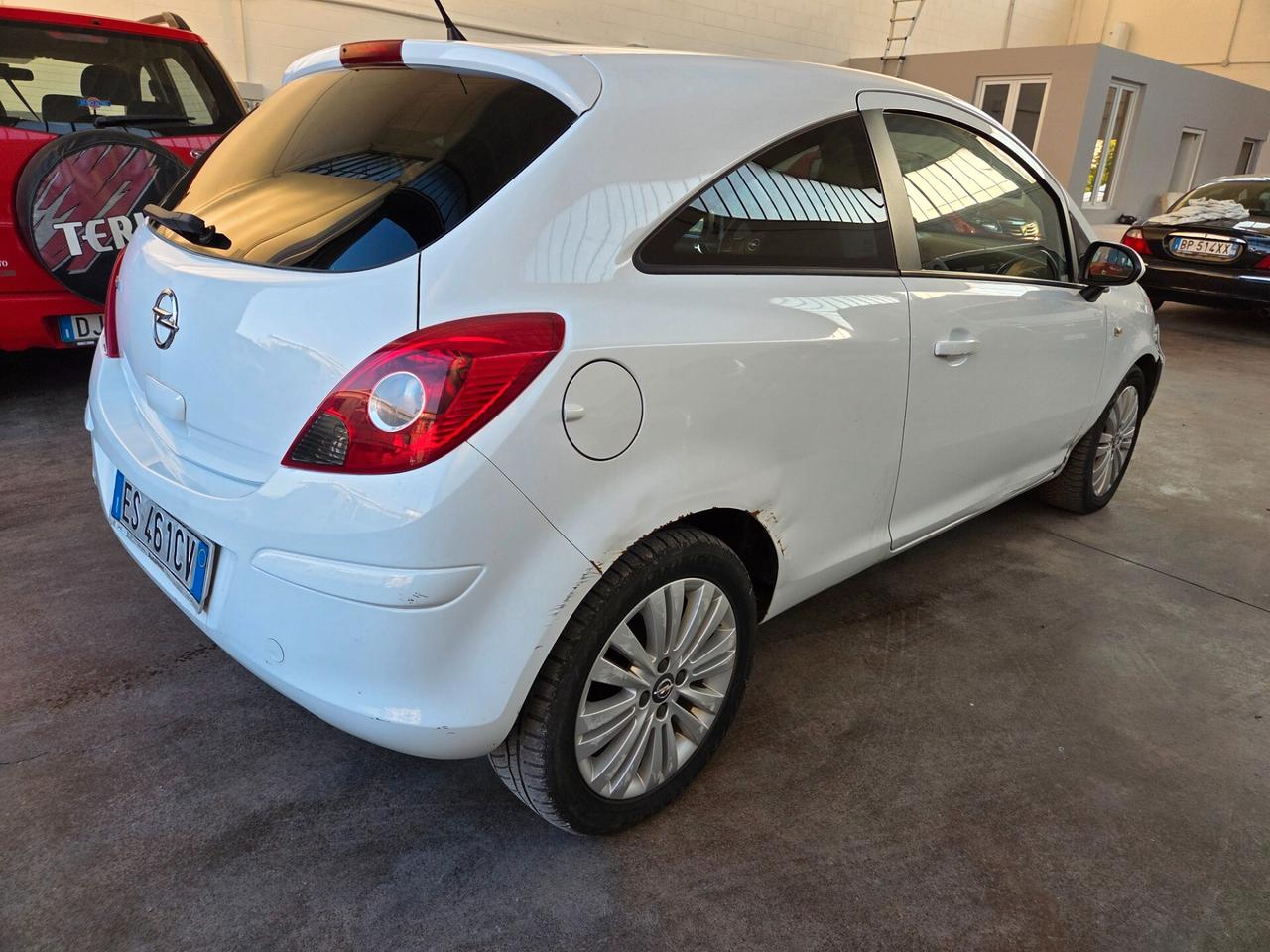 Opel Corsa 1.2 3 porte Edition