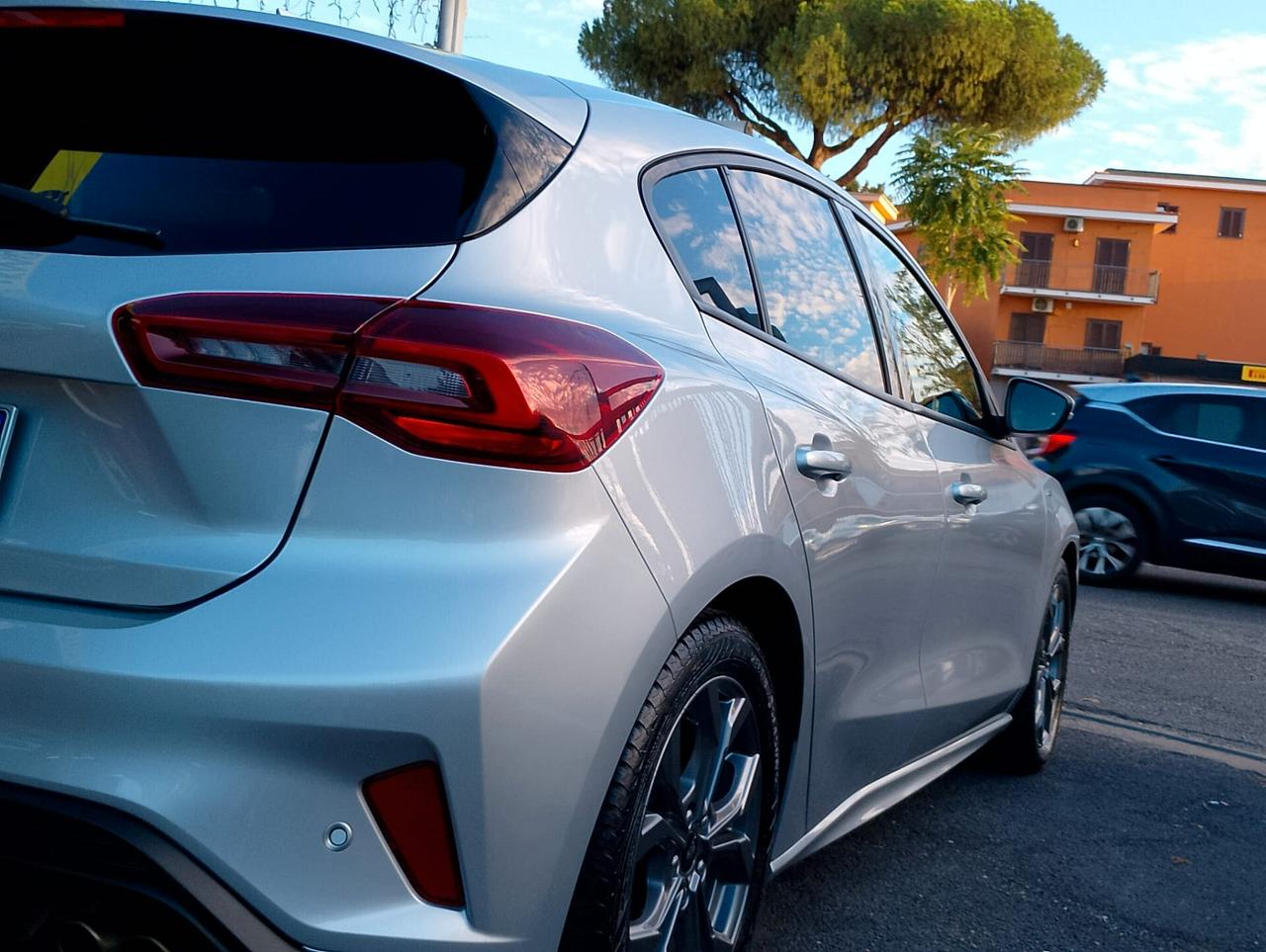 Ford Focus 1.0 EcoBoost Hybrid 155 CV Powershift 5p. ST-Line