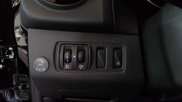 RENAULT Clio TCe 90 CV GPL 5 porte NAVI PDC