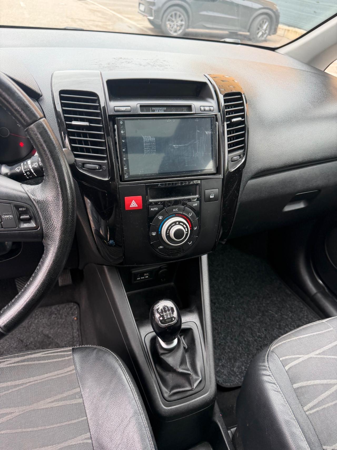 Kia Venga 1.4 crdi - TETTO - NEOP. - 12 MESI DI GARANZIA -