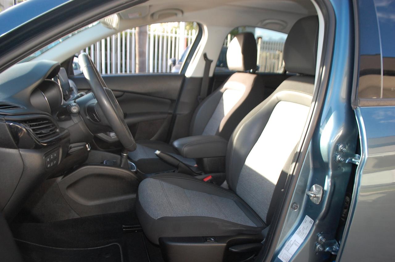 Fiat Tipo Cross II 5p 1.0 100CV Uff Italy Navi Led USB Lega